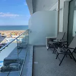 Breeze Lights Studio Sea On